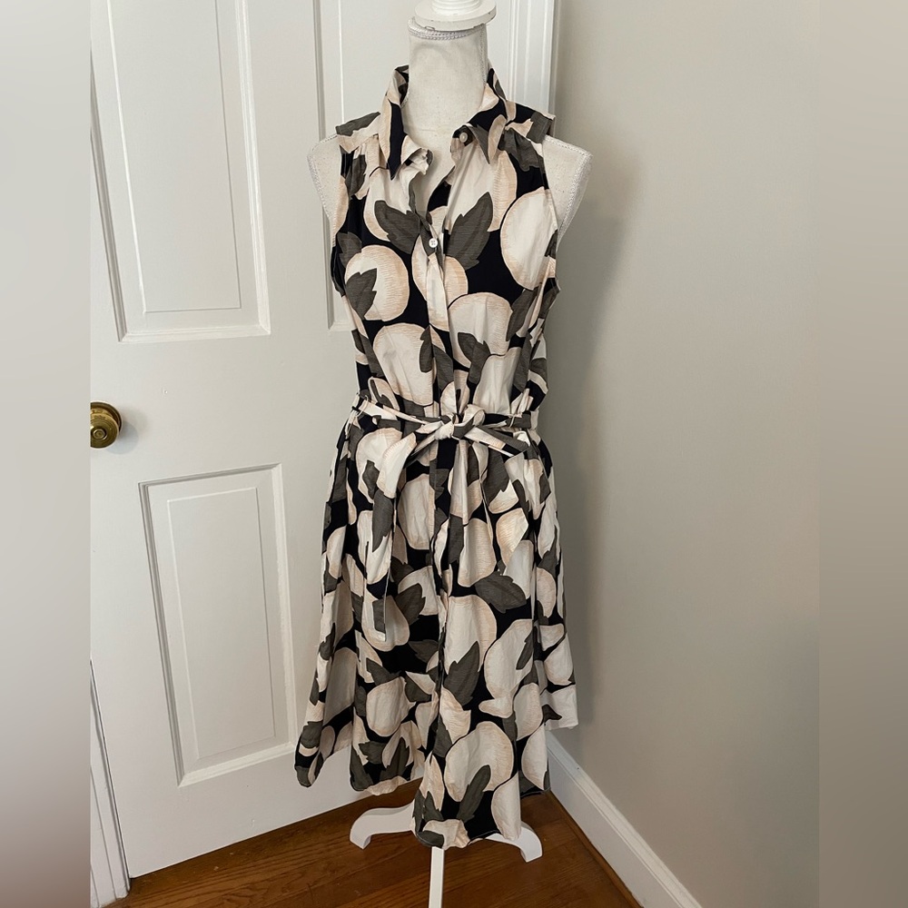 green christmas dress women Elegant Floral Print for Color:White/Grey Model is 57 size INV-8199440 Women's Dresses | Anthropologie